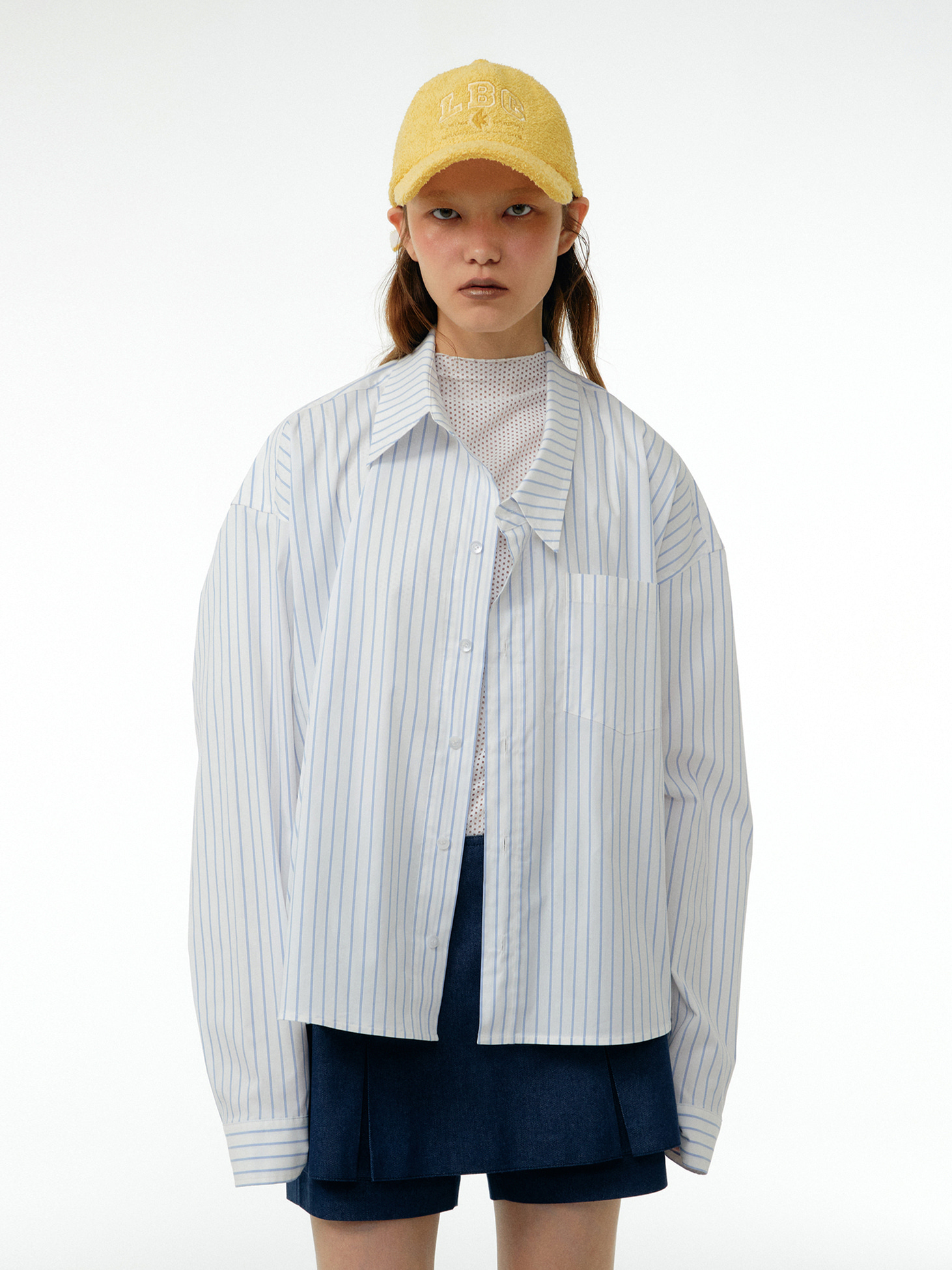 Asymmetric collar shirt / Stripe